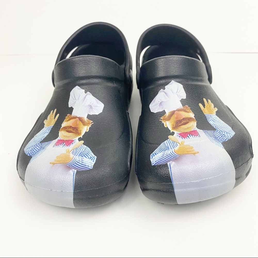 Muppets Swedish Chef Black Crocs Size 5 - Picture 2 of 4
